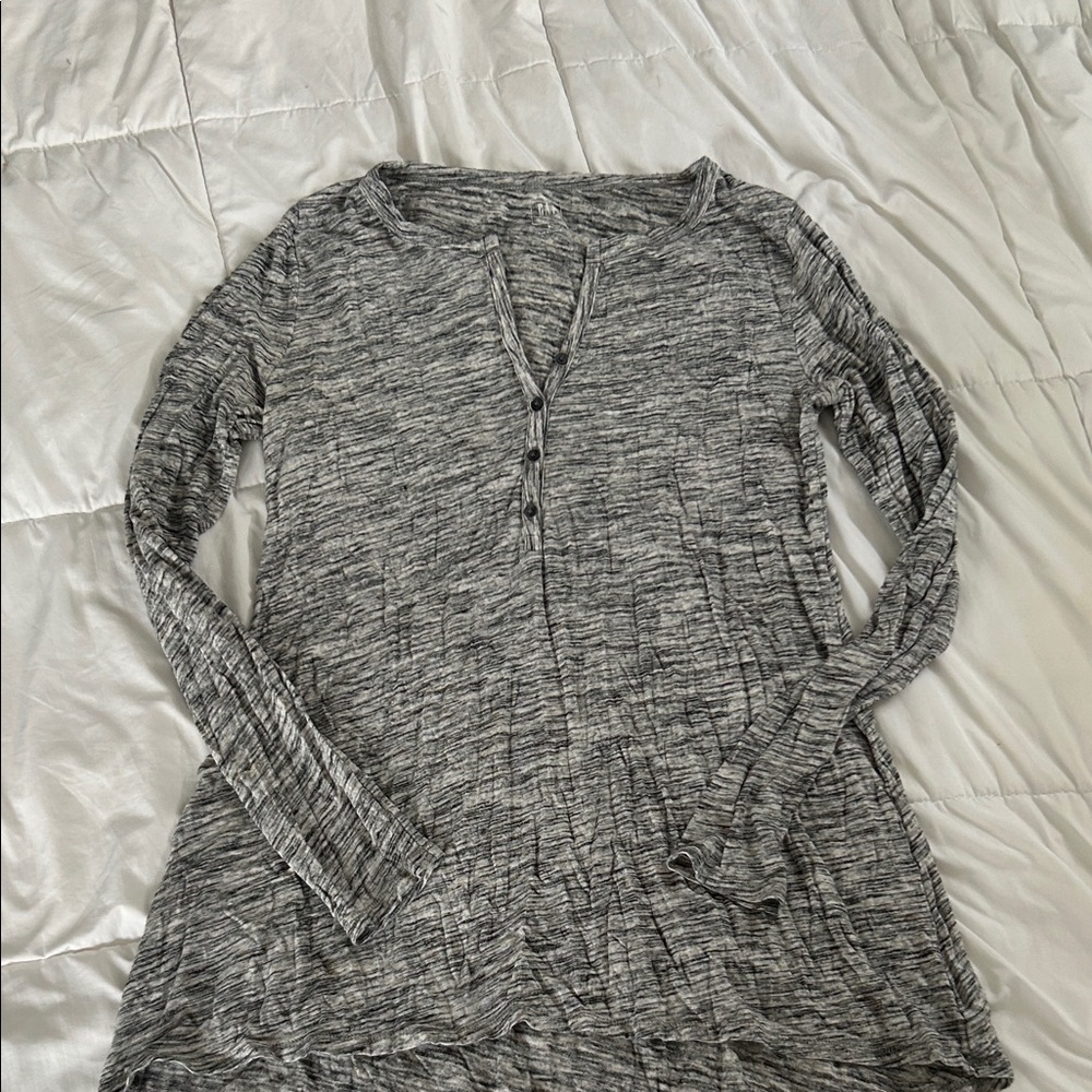 GAP Women's Heathered Gray Long Sleeve Top